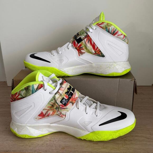 Nike Lebron Zoom Soldier 7 ‘King’s Pride’ Floral Men Sneakers - SZ 11 main image 5